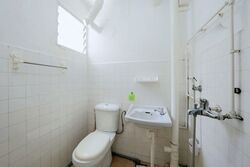 Clementi Avenue 5 (D5), Shop House #432348211